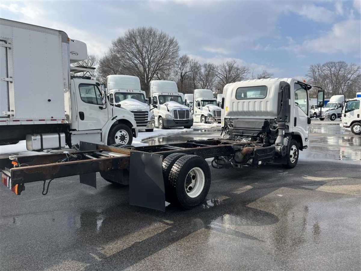 2016 Isuzu NPR 654740