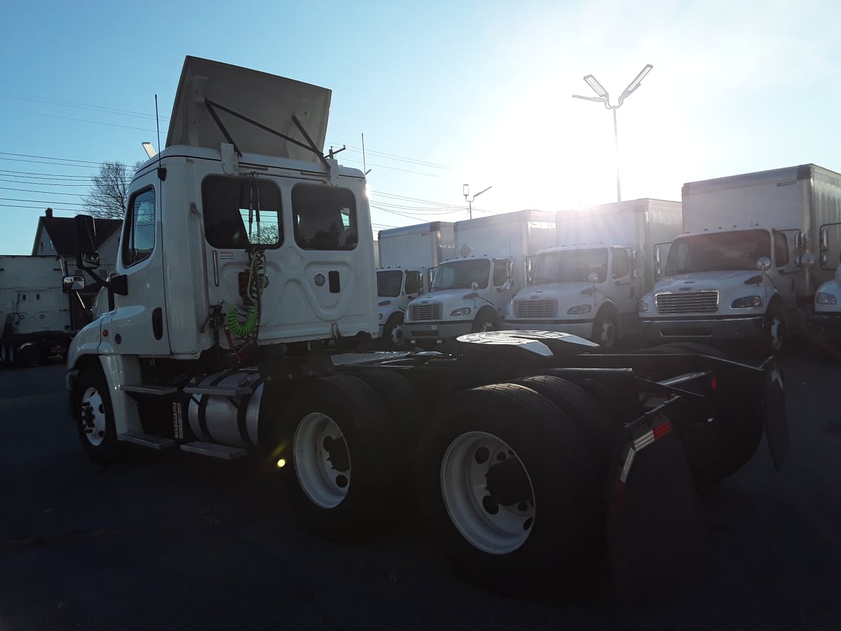 2016 Freightliner/Mercedes CASCADIA 125 654870