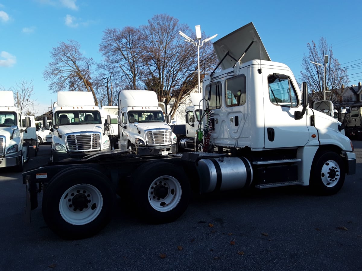 2016 Freightliner/Mercedes CASCADIA 125 654870