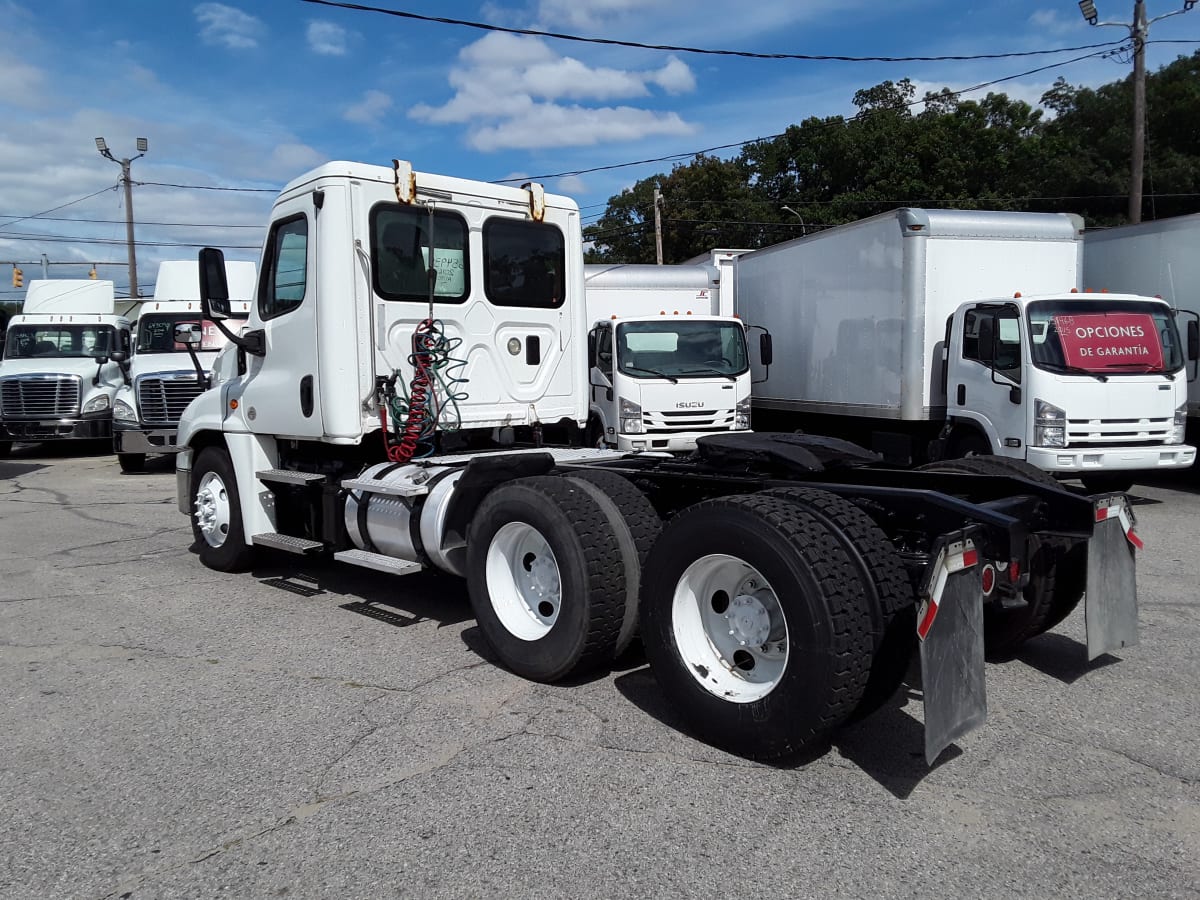 2016 Freightliner/Mercedes CASCADIA 125 654935