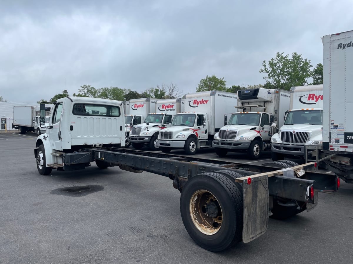 2016 Freightliner/Mercedes M2 106 655026