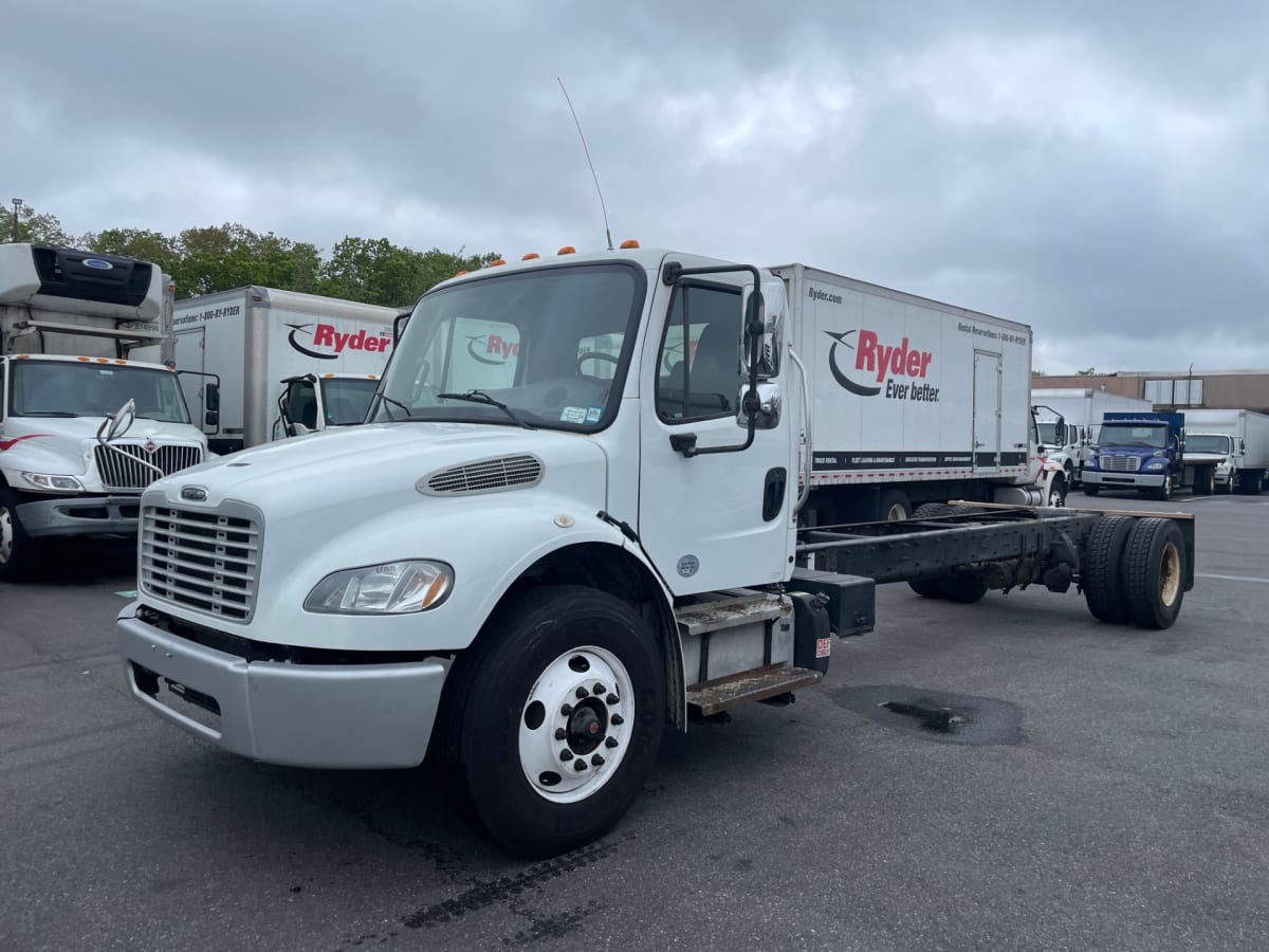 2016 Freightliner/Mercedes M2 106 655026