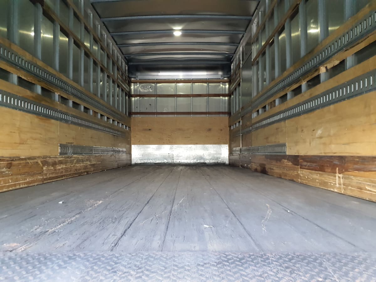 2016 Freightliner/Mercedes M2 106 655073