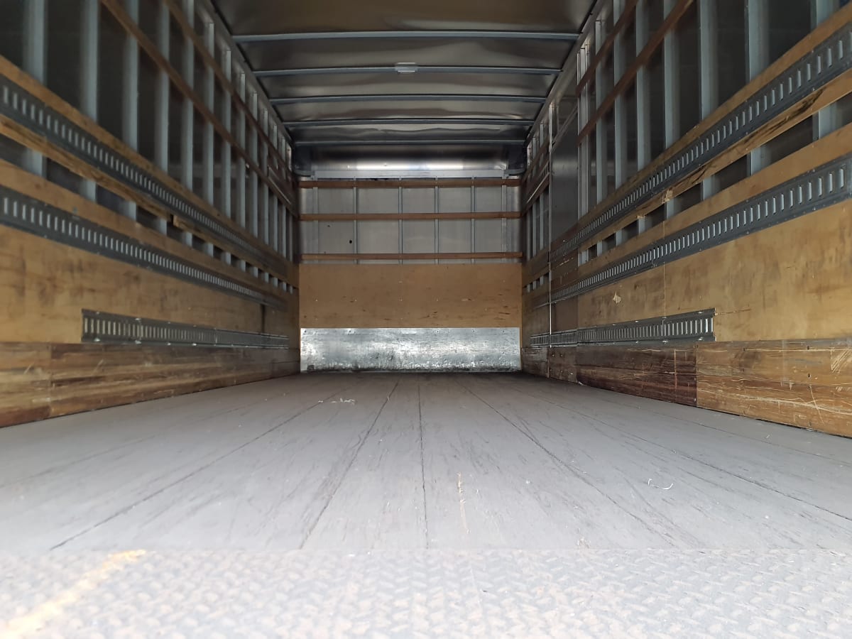 2016 Freightliner/Mercedes M2 106 655074