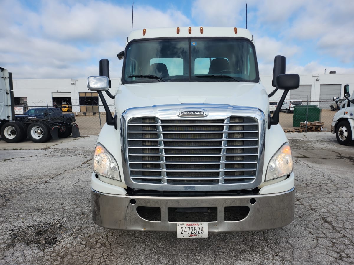 2016 Freightliner/Mercedes CASCADIA 113 655216