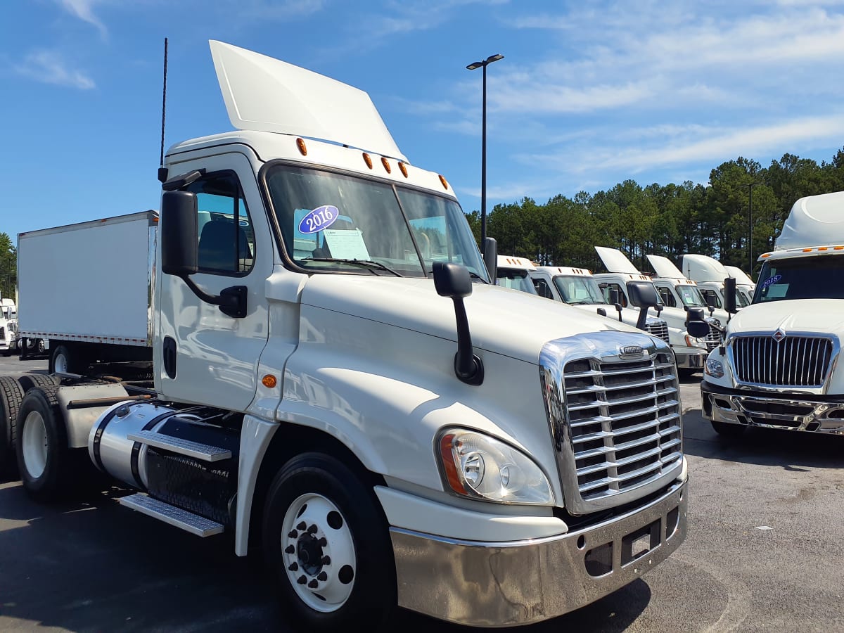 2016 Freightliner/Mercedes CASCADIA 125 655258