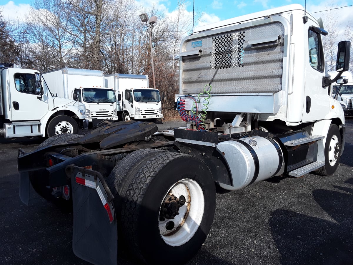 2016 Freightliner/Mercedes CASCADIA 113 655270