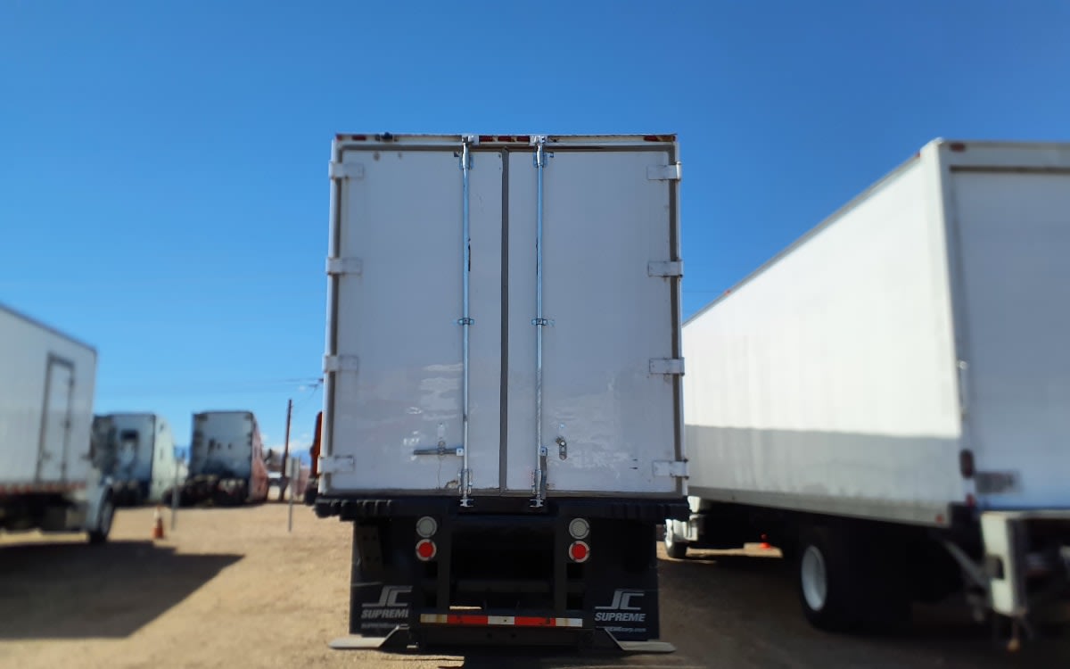 2016 Freightliner 108SD - image 5