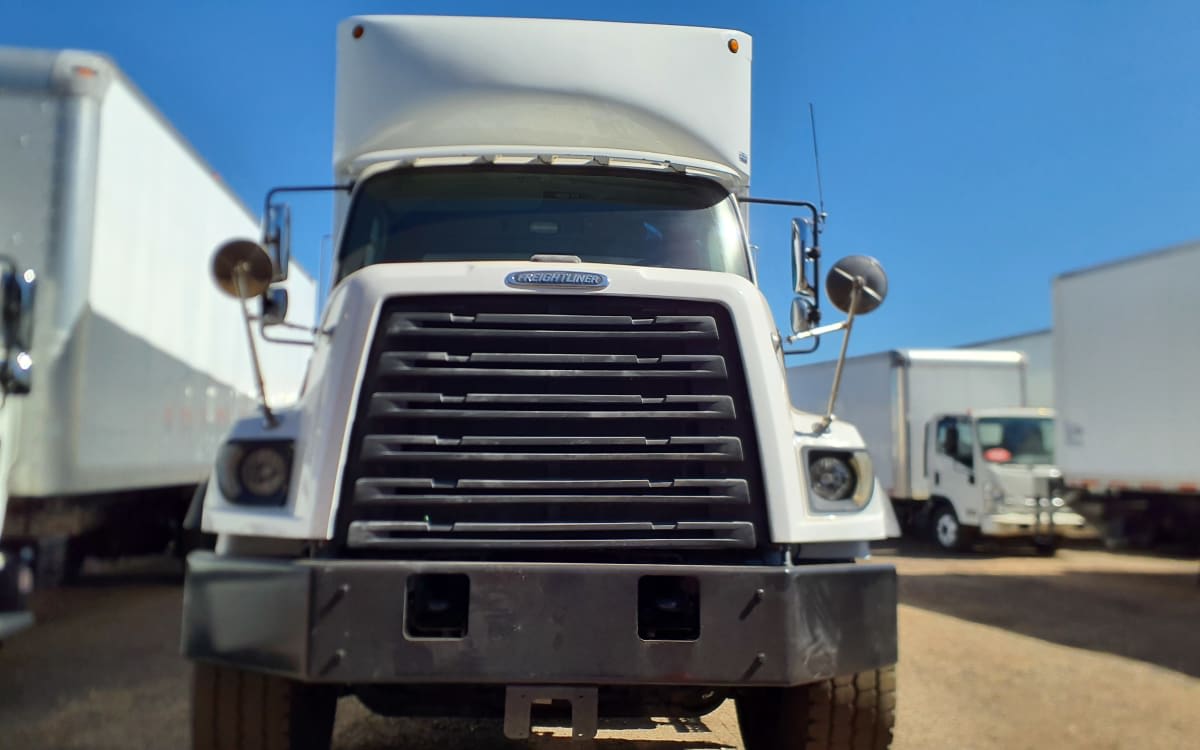 2016 Freightliner 108SD - image 2