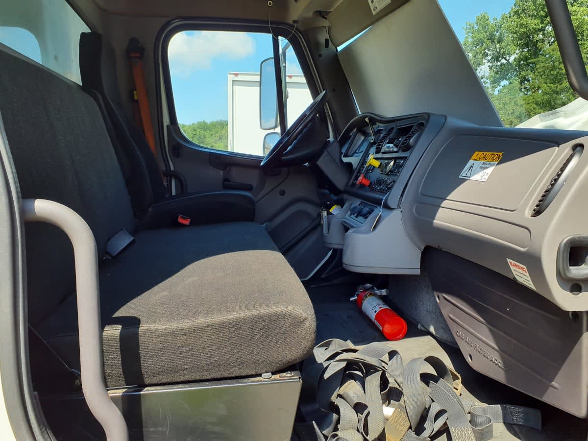 2016 Freightliner 108SD 655345