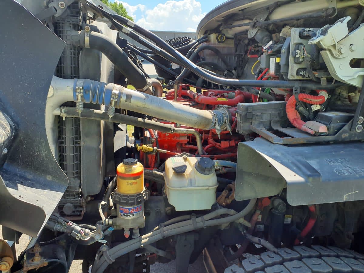 2016 Freightliner 108SD 655345