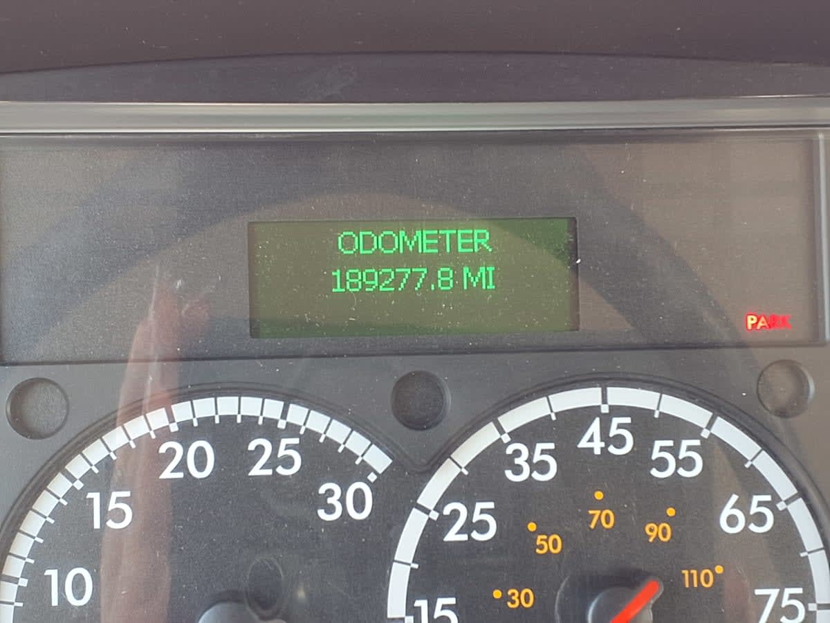 2016 Freightliner/Mercedes 108SD 655357