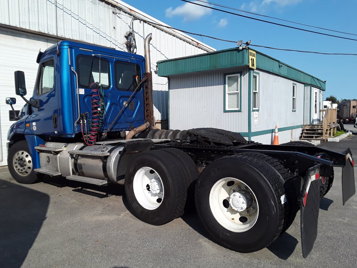 2016 Freightliner/Mercedes CASCADIA 125 655551