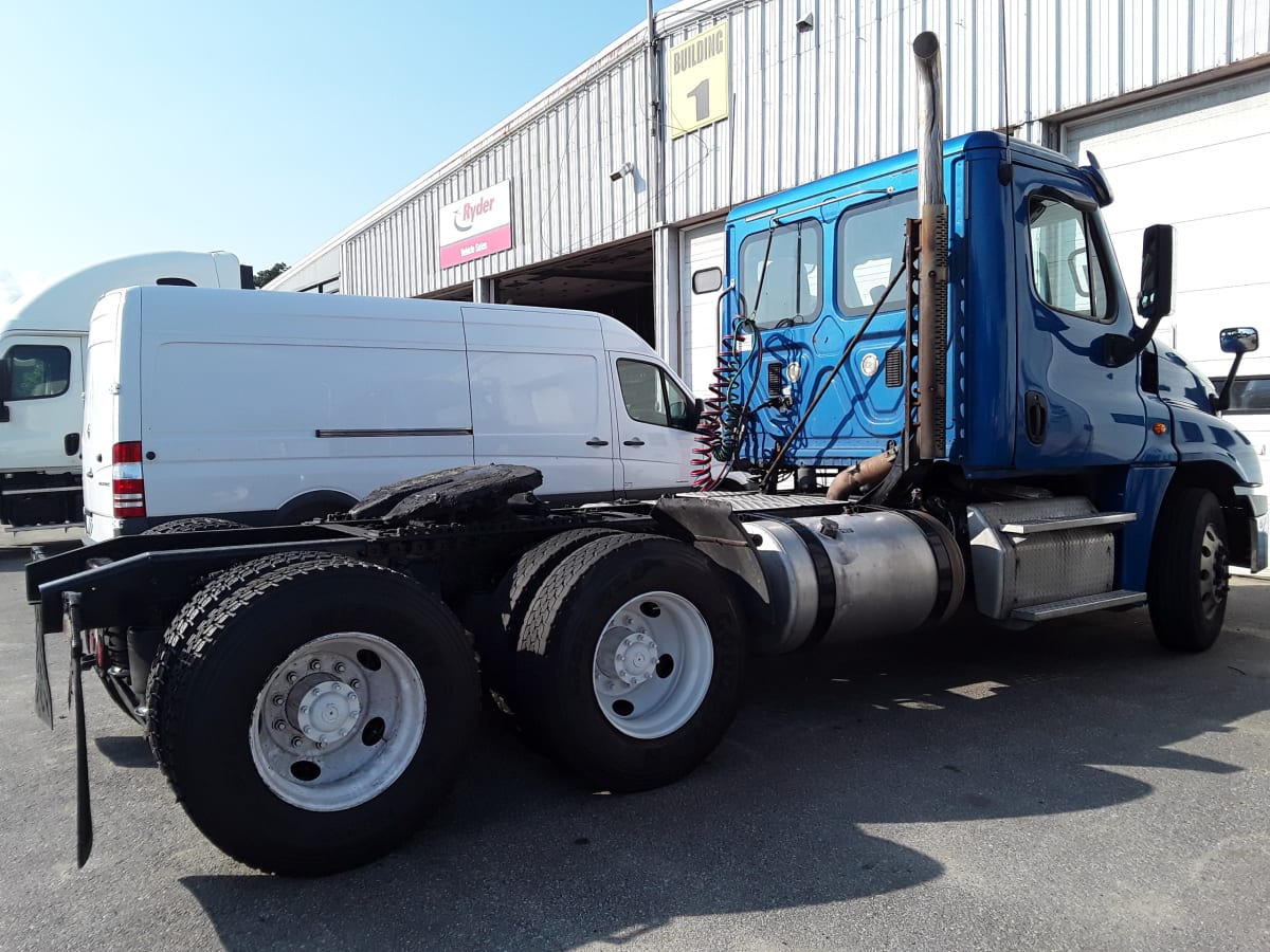 2016 Freightliner/Mercedes CASCADIA 125 655551