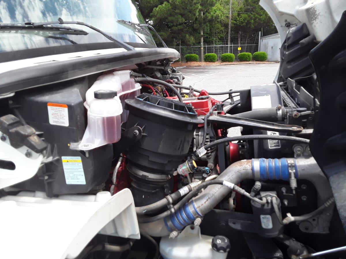2016 Freightliner/Mercedes M2 106 655666