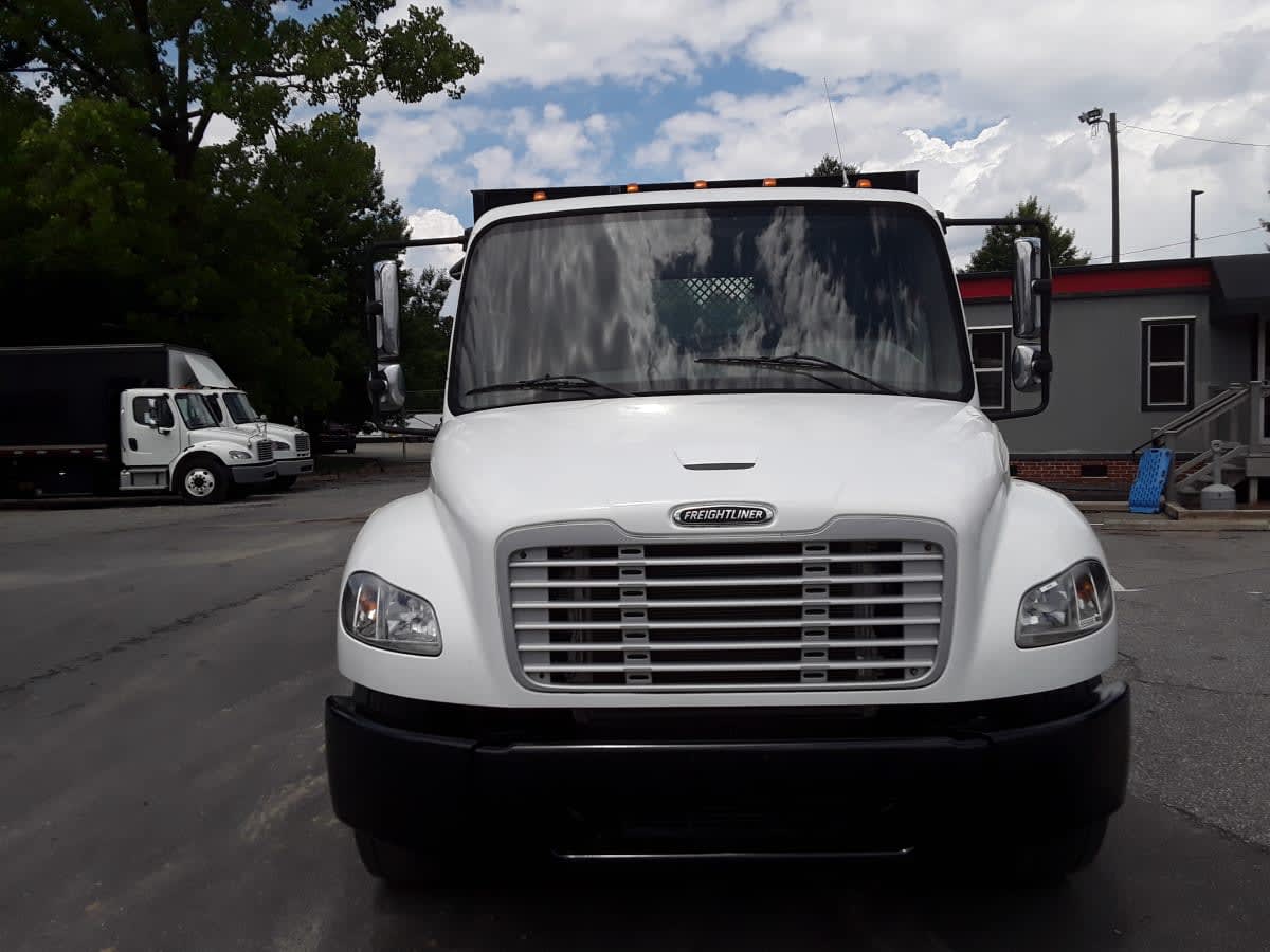 2016 Freightliner/Mercedes M2 106 655666