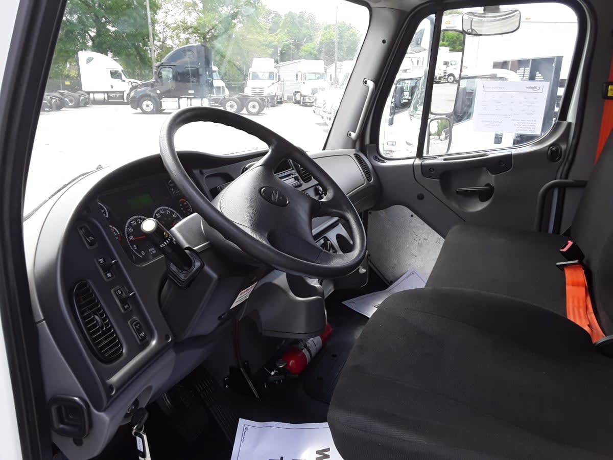 2016 Freightliner/Mercedes M2 106 655666