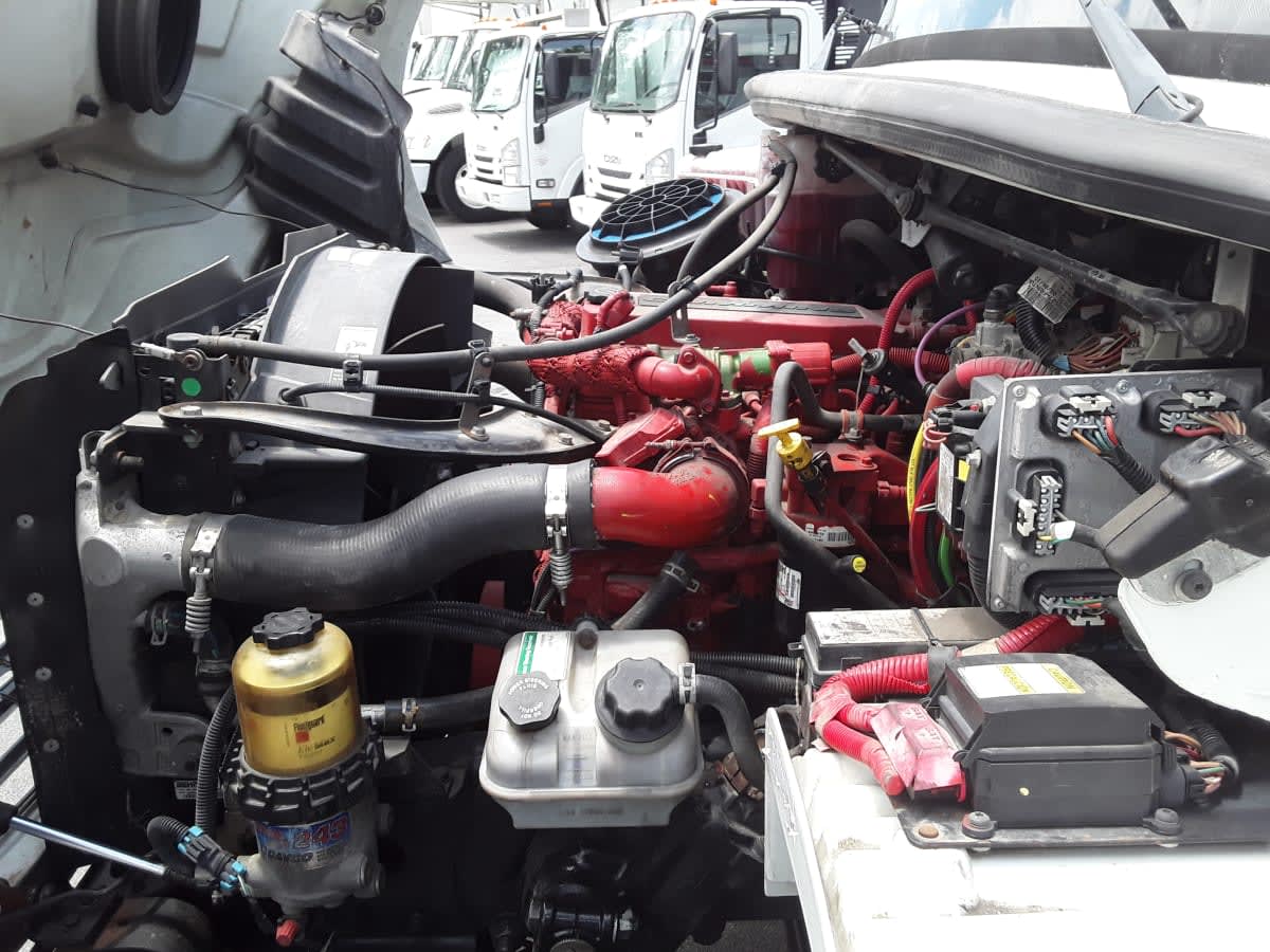 2016 Freightliner/Mercedes M2 106 655666