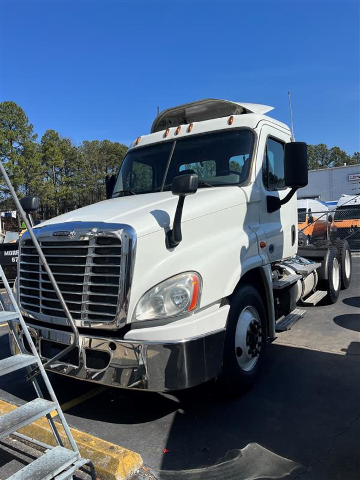 2016 Freightliner/Mercedes CASCADIA 125 655852