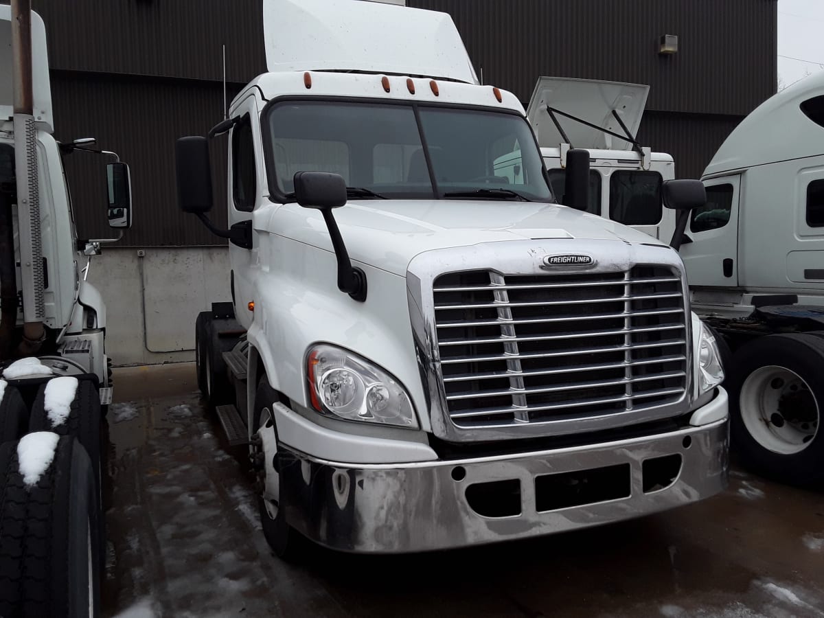 2016 Freightliner/Mercedes CASCADIA 125 655895