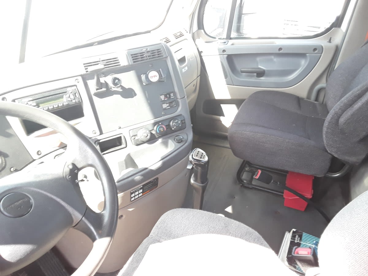 2016 Freightliner CASCADIA 125 655899