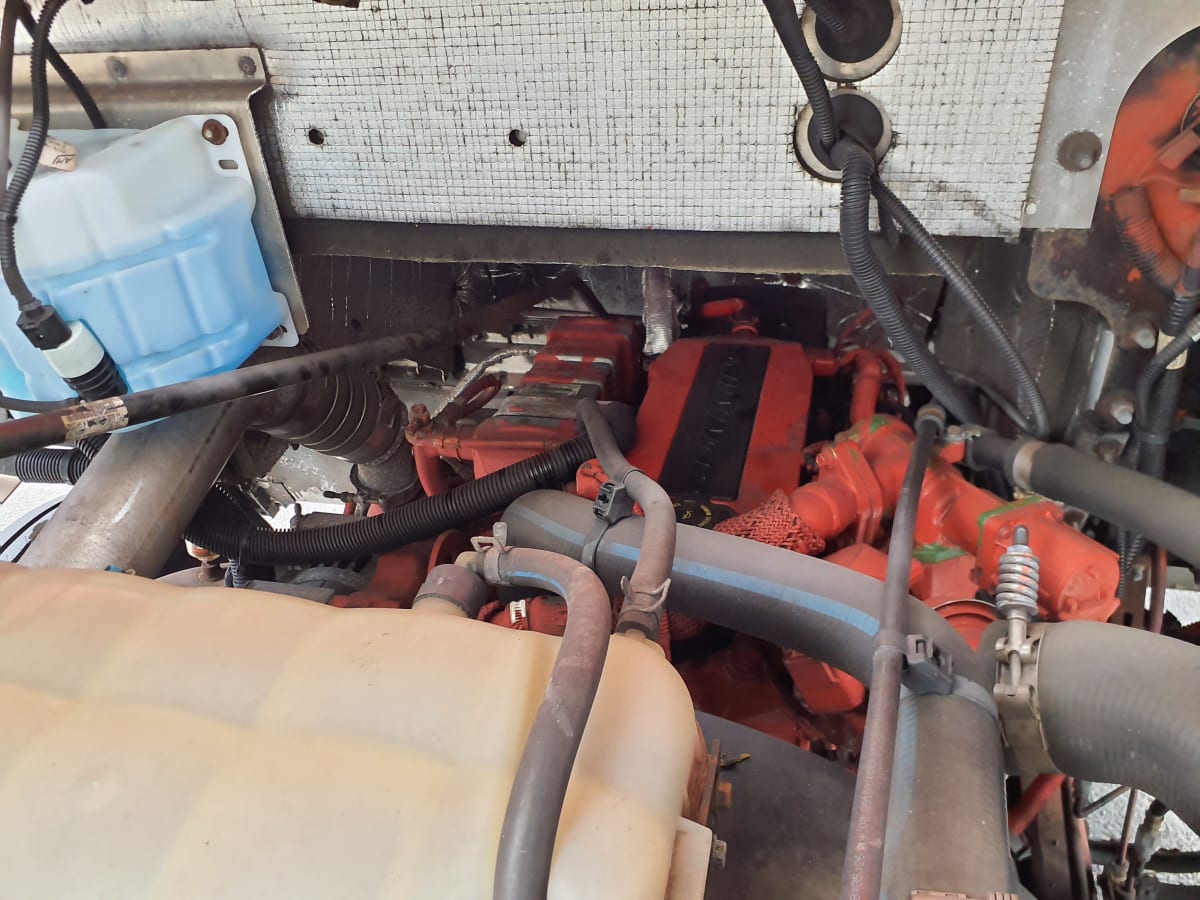 2016 Frtlr Custom Chassis Corp MT55 656064