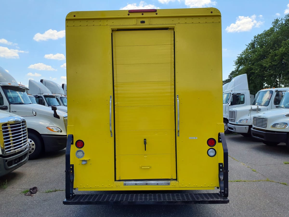 2016 Frtlr Custom Chassis Corp MT55 656065