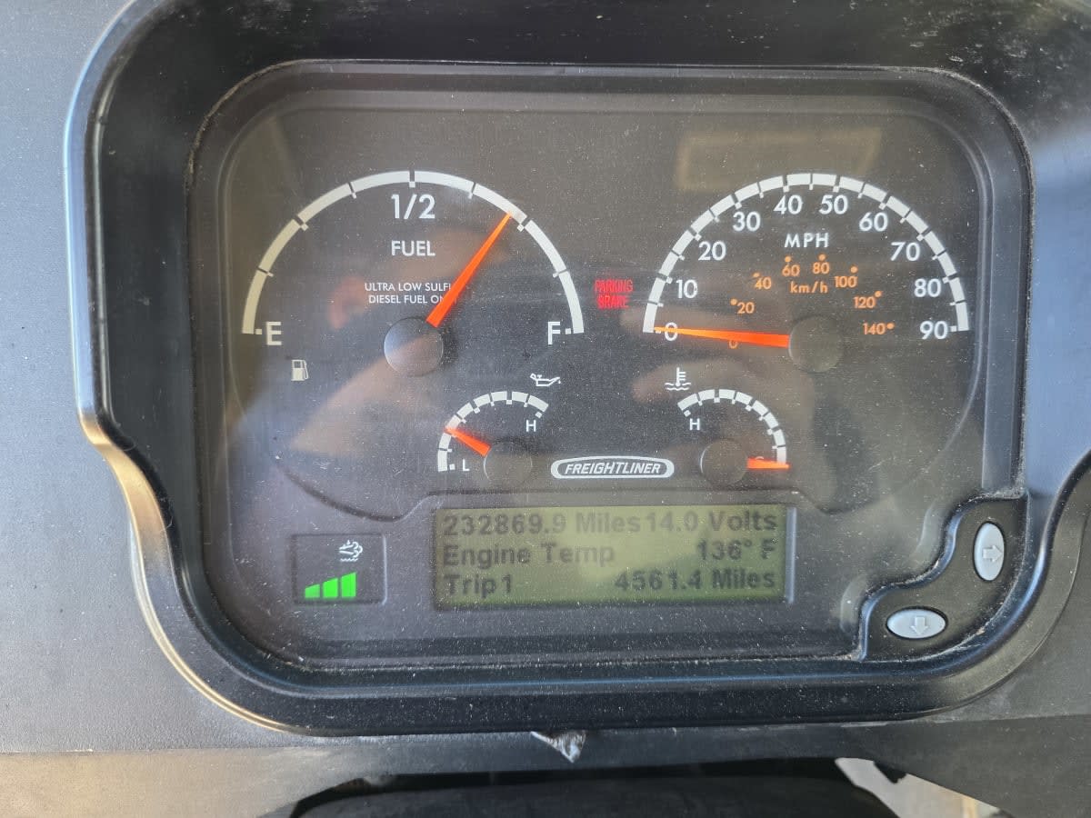 2016 Frtlr Custom Chassis Corp MT55 656076