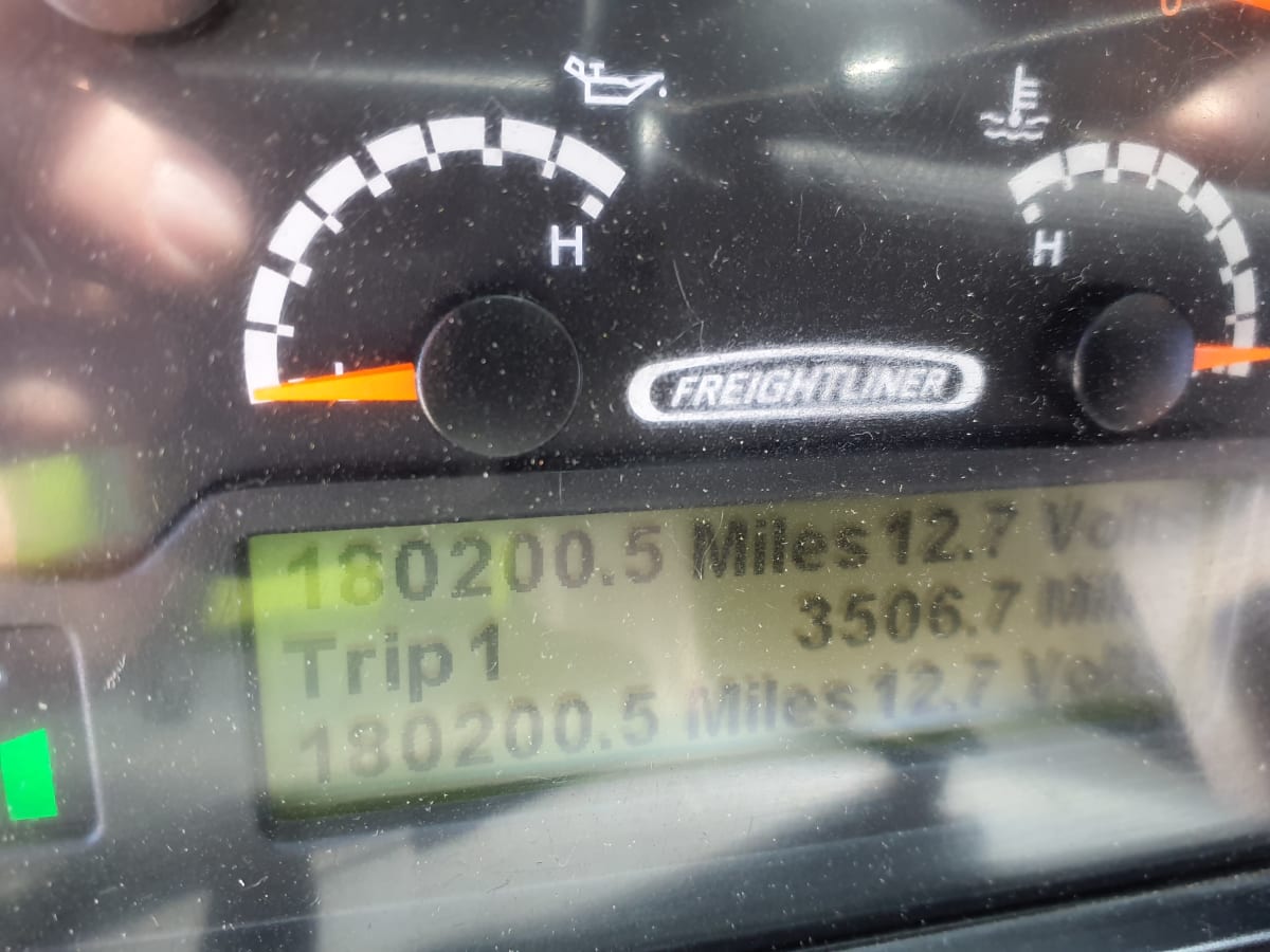 2016 Frtlr Custom Chassis Corp MT55 656094