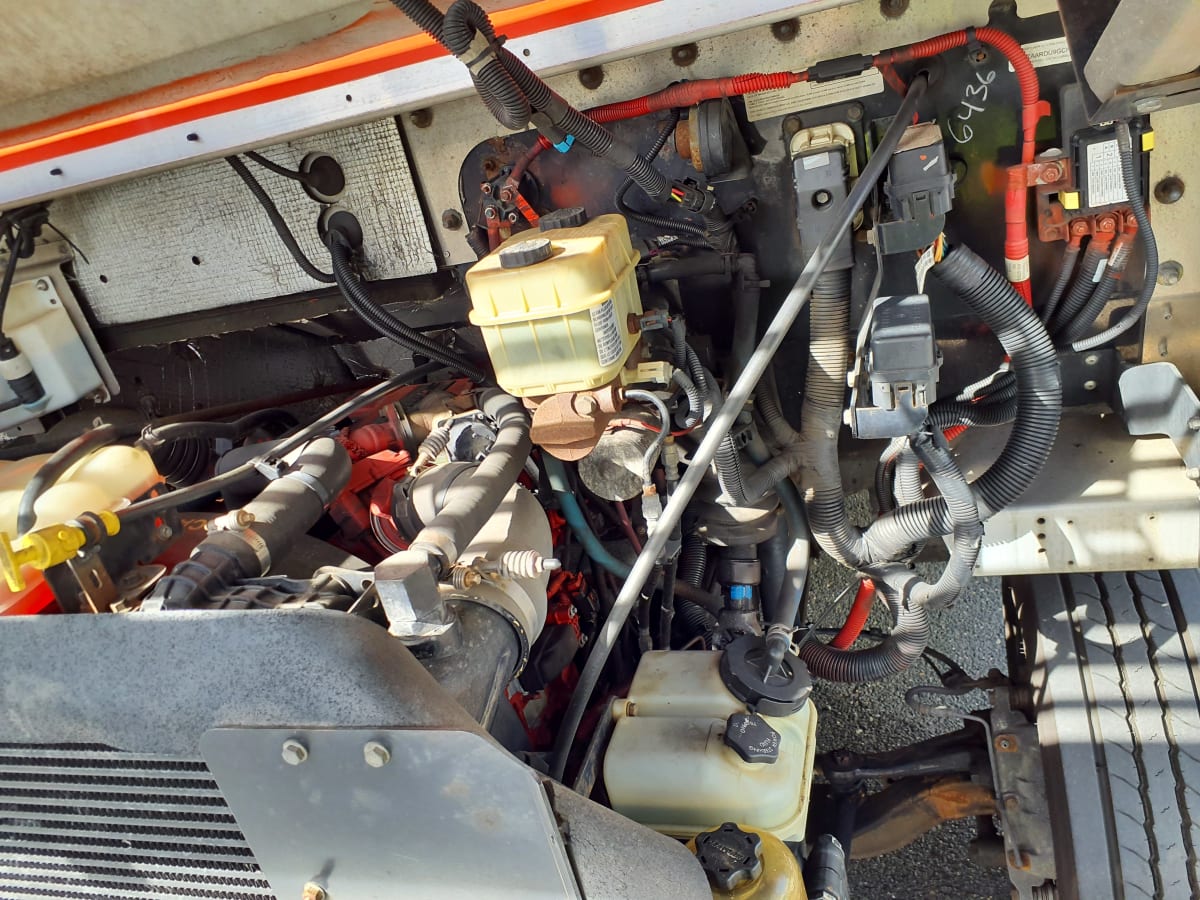 2016 Frtlr Custom Chassis Corp MT55 656094