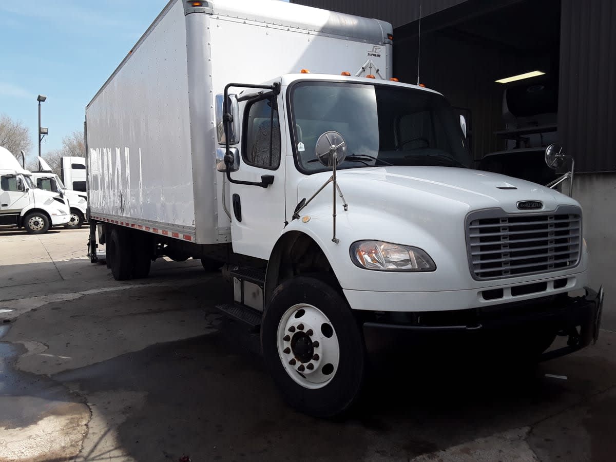 2016 Freightliner/Mercedes M2 106 656338