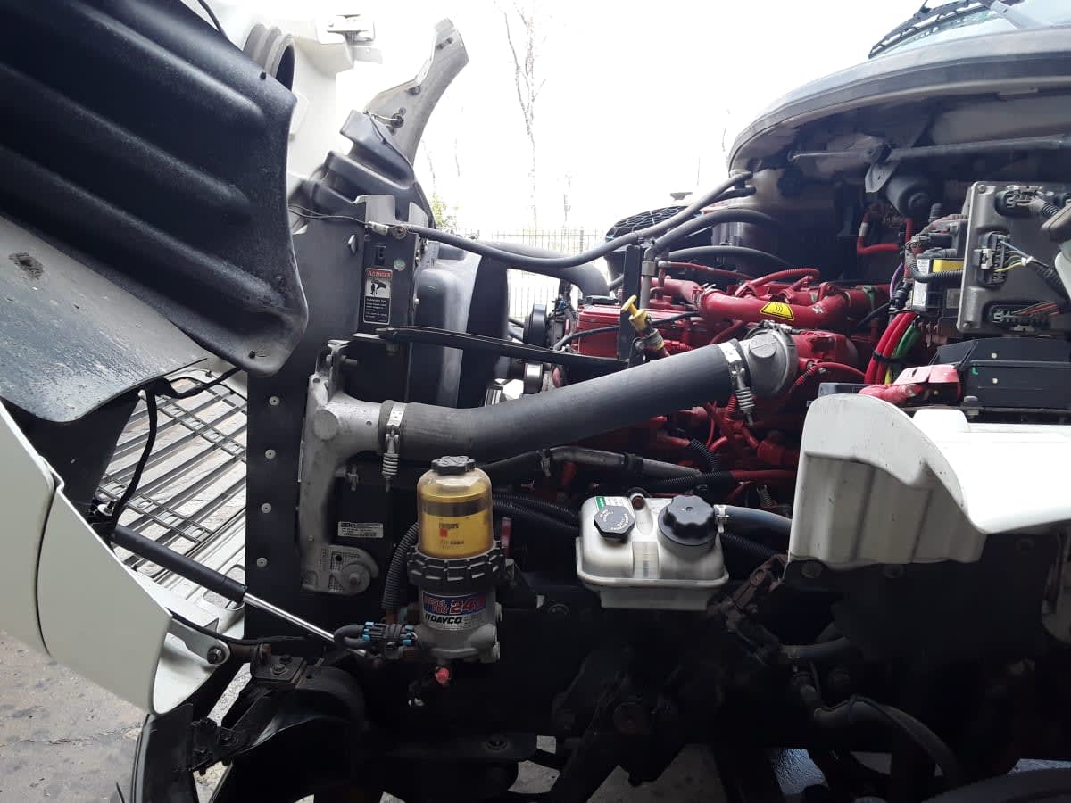 2016 Freightliner/Mercedes M2 106 656338