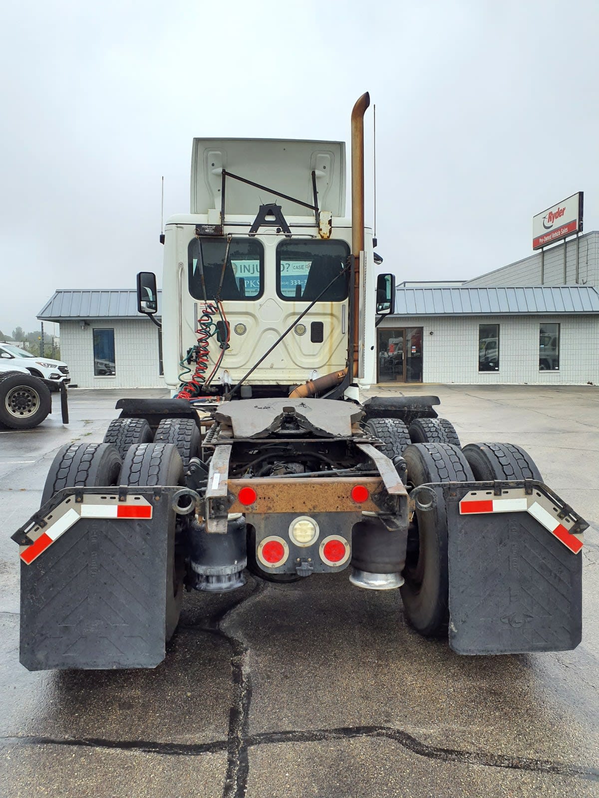 2016 Freightliner Cascadia in Oak Creek, WI — photo 5