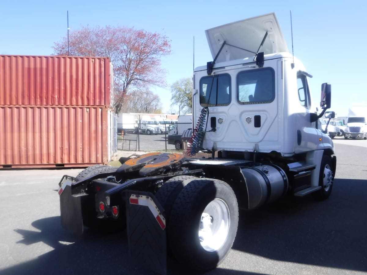 2016 Freightliner/Mercedes CASCADIA 125 656474