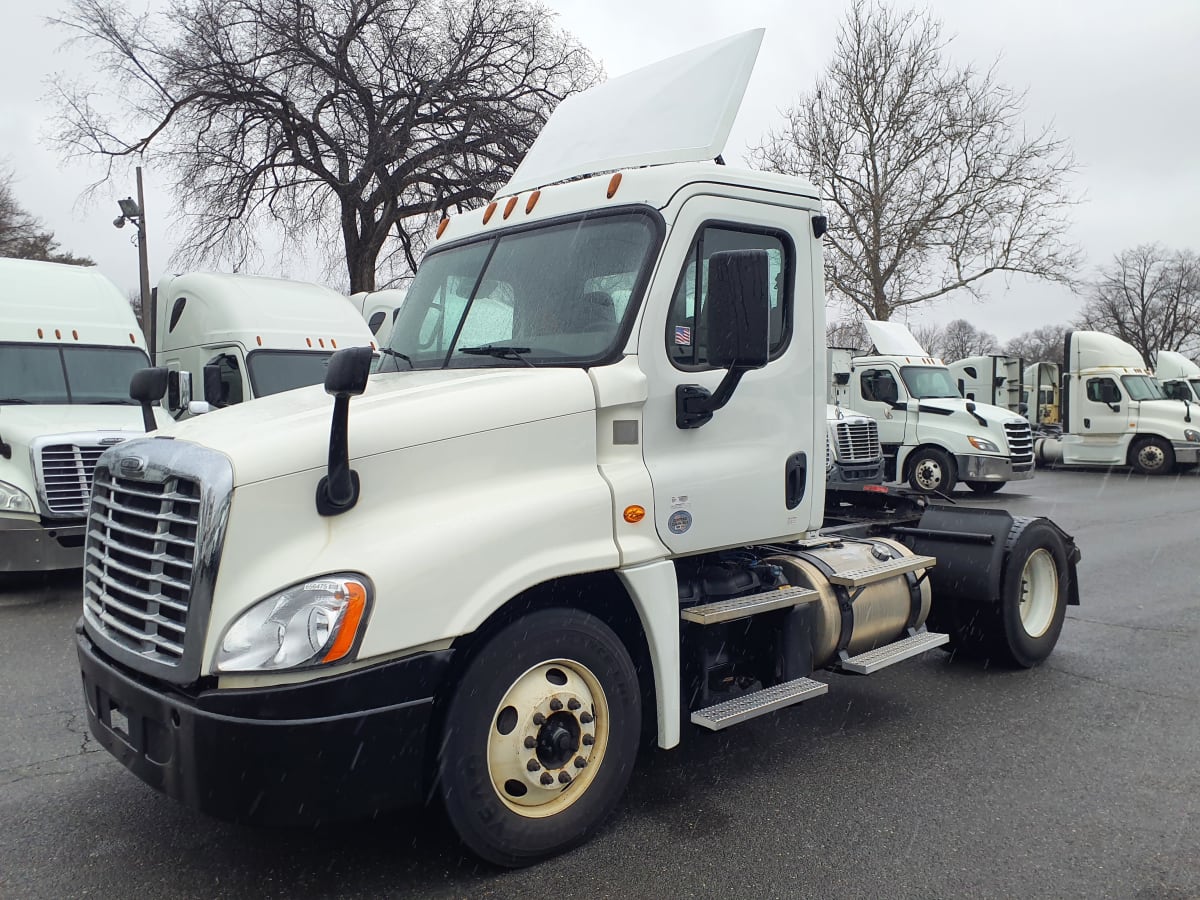 2016 Freightliner/Mercedes CASCADIA 125 656475