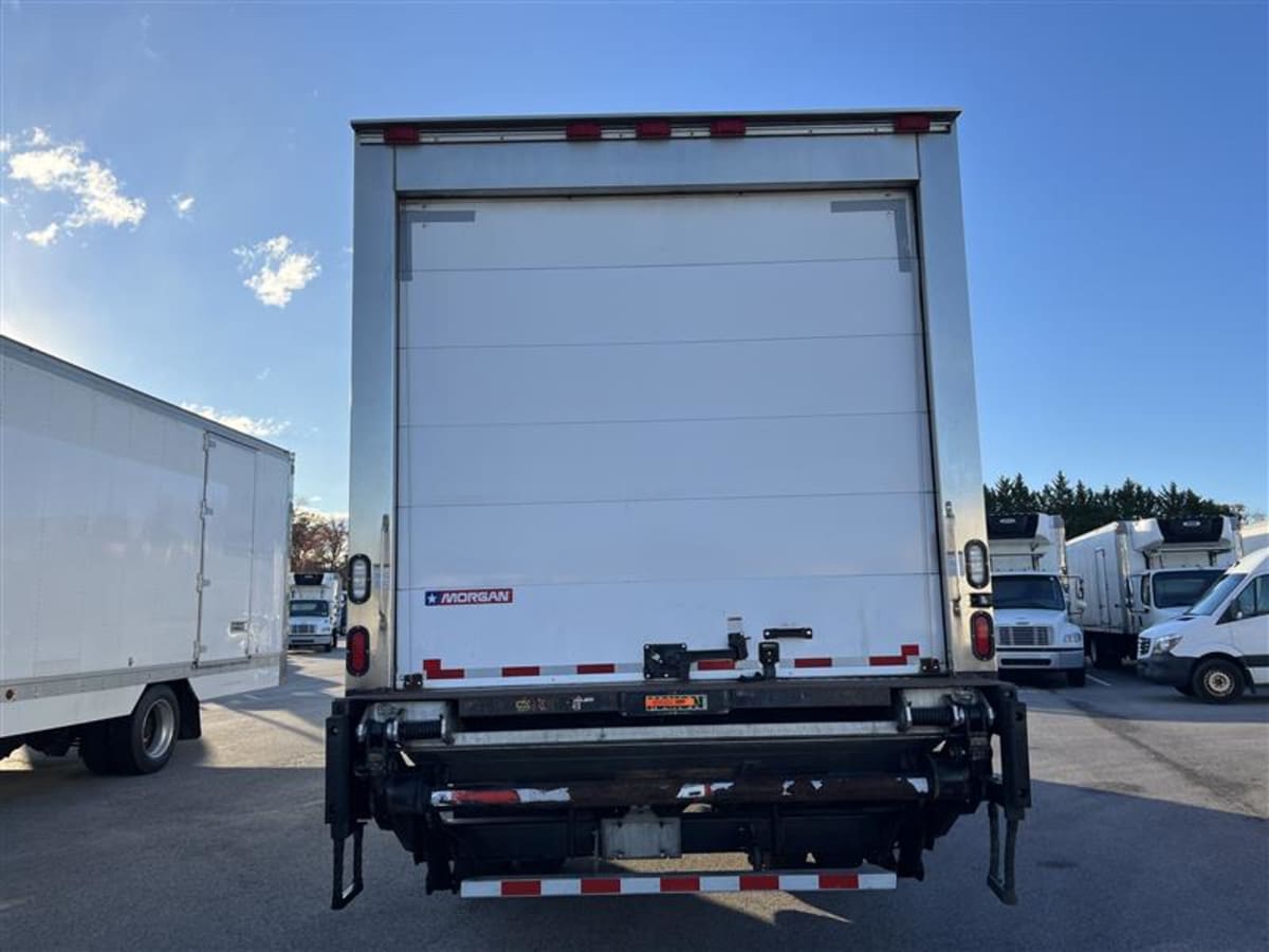 2016 Freightliner/Mercedes M2 106 656482