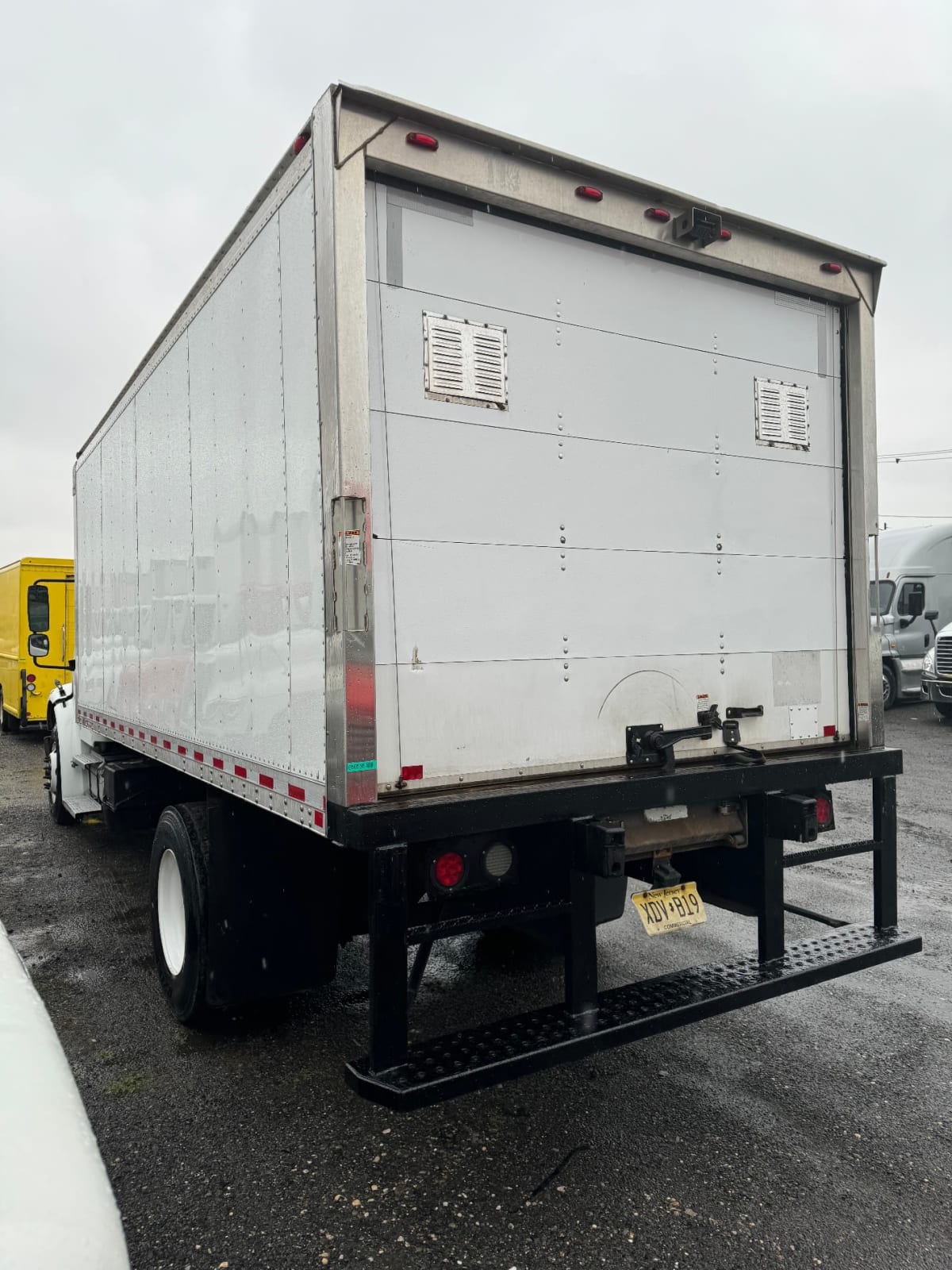 2016 Freightliner/Mercedes M2 106 656538