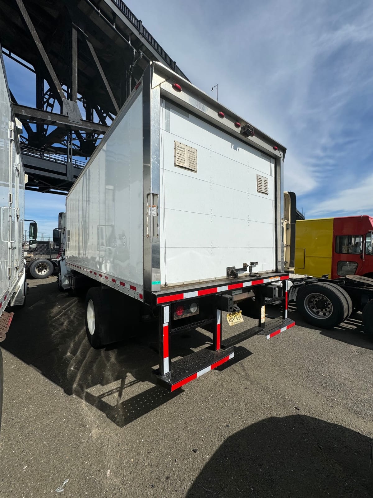 2016 Freightliner/Mercedes M2 106 656559