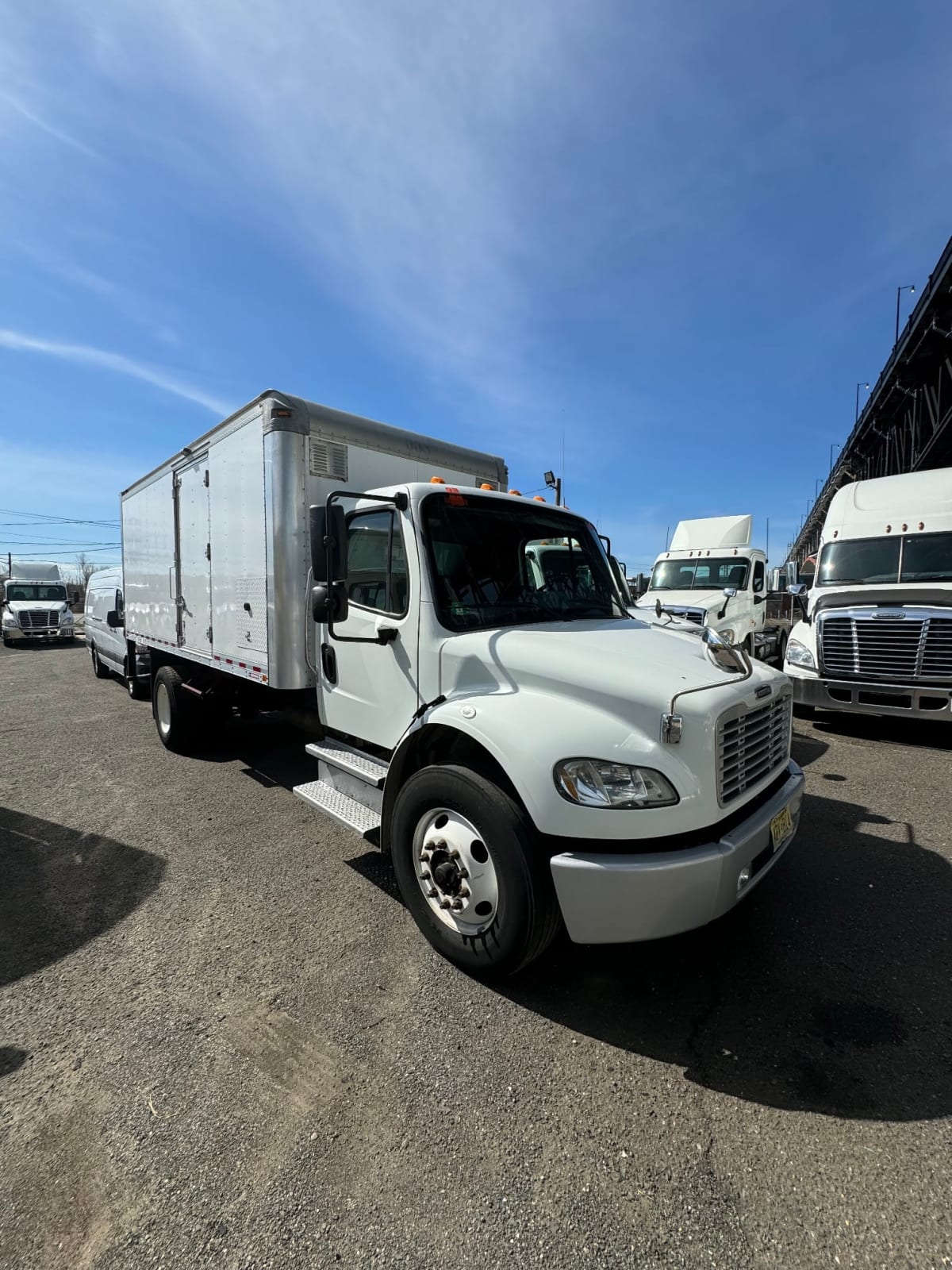 2016 Freightliner/Mercedes M2 106 656559