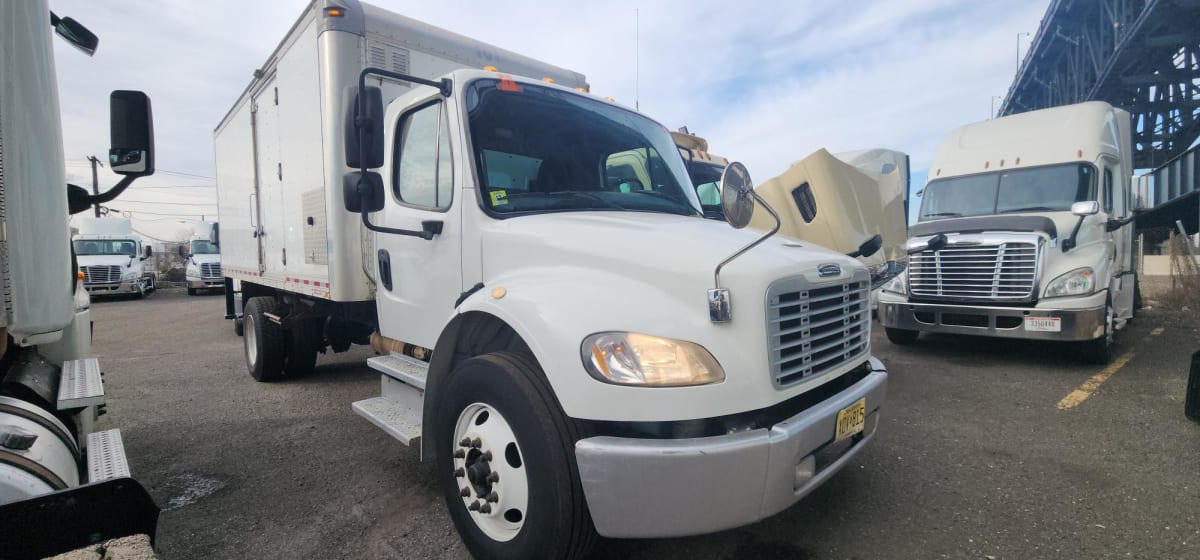 2016 Freightliner/Mercedes M2 106 656560