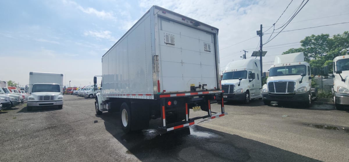 2016 Freightliner/Mercedes M2 106 656561