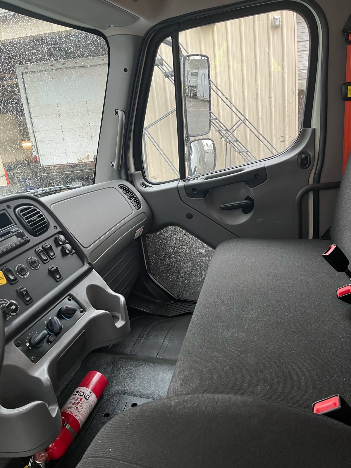 2016 Freightliner/Mercedes M2 106 656567