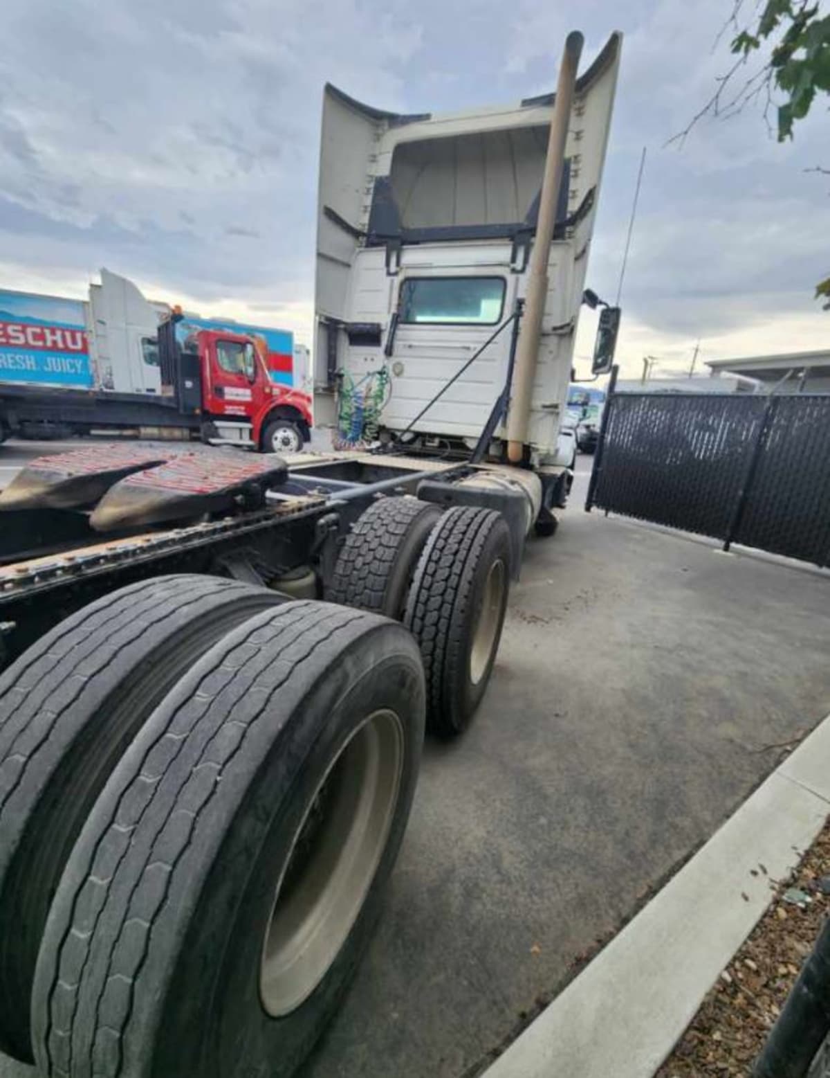 2016 Volvo VNL64TRACTOR 656583