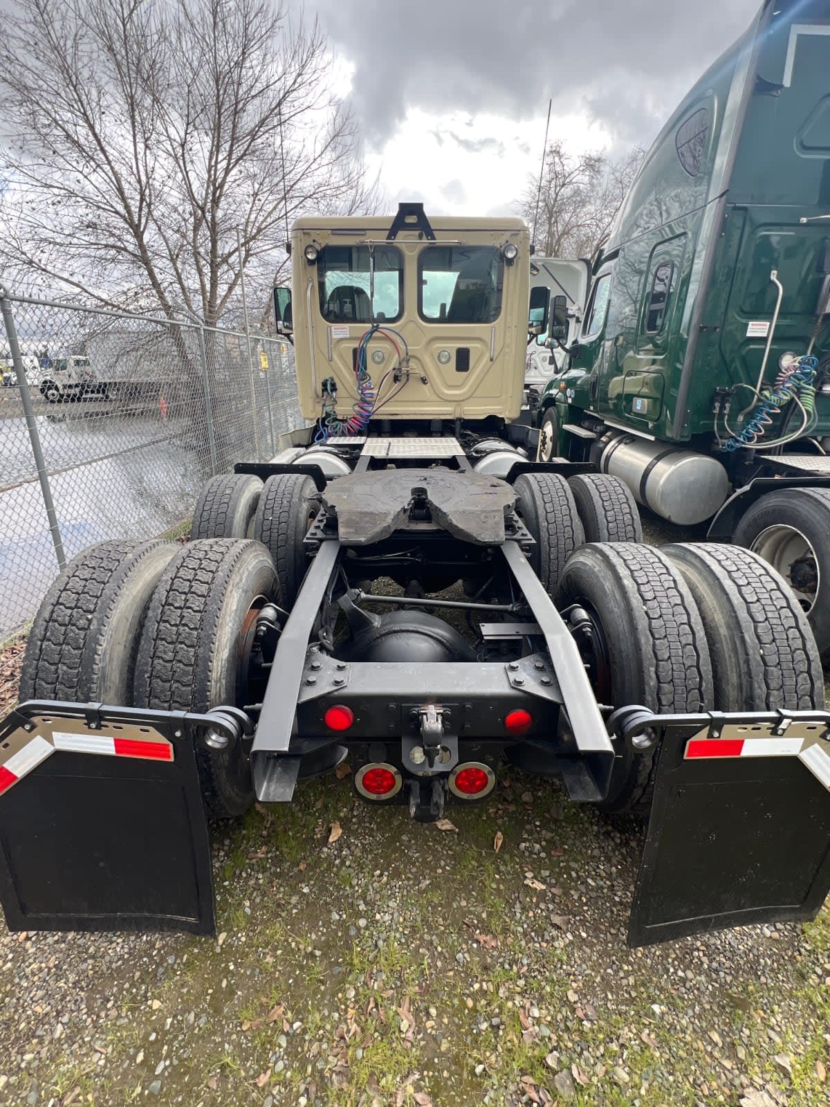 2016 Freightliner - image 5