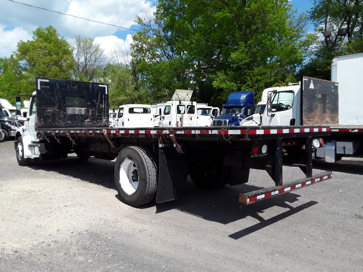 2016 Freightliner/Mercedes M2 106 657020