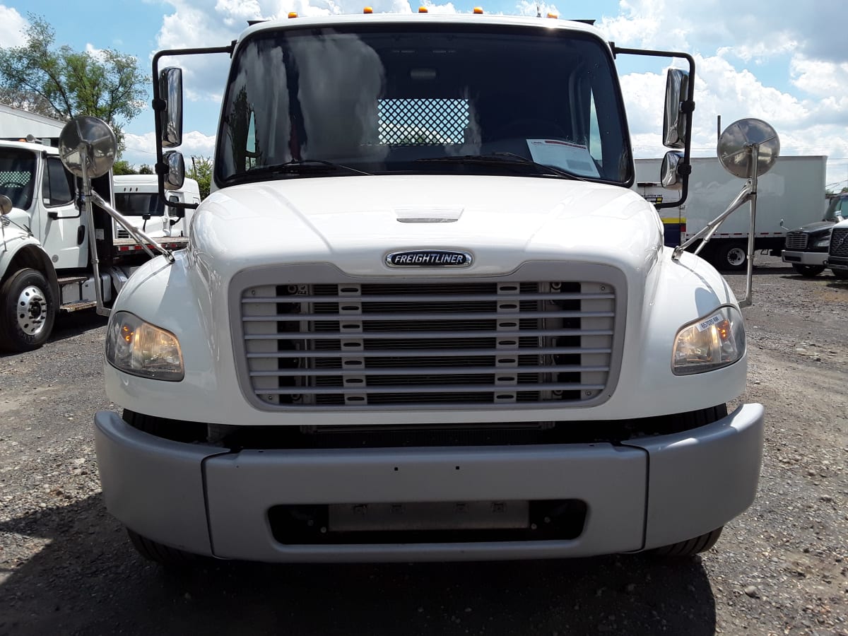 2016 Freightliner/Mercedes M2 106 657020