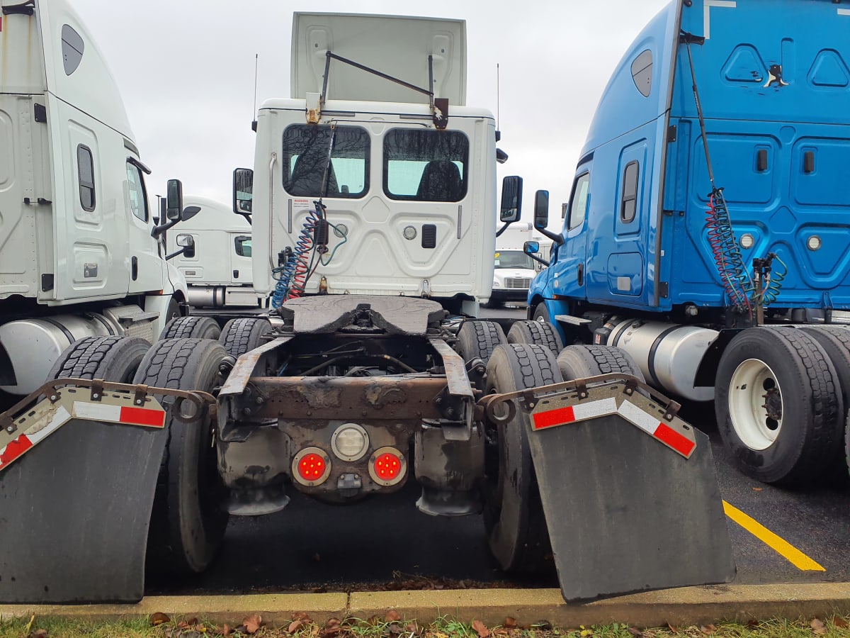 2016 Freightliner/Mercedes CASCADIA 125 657074