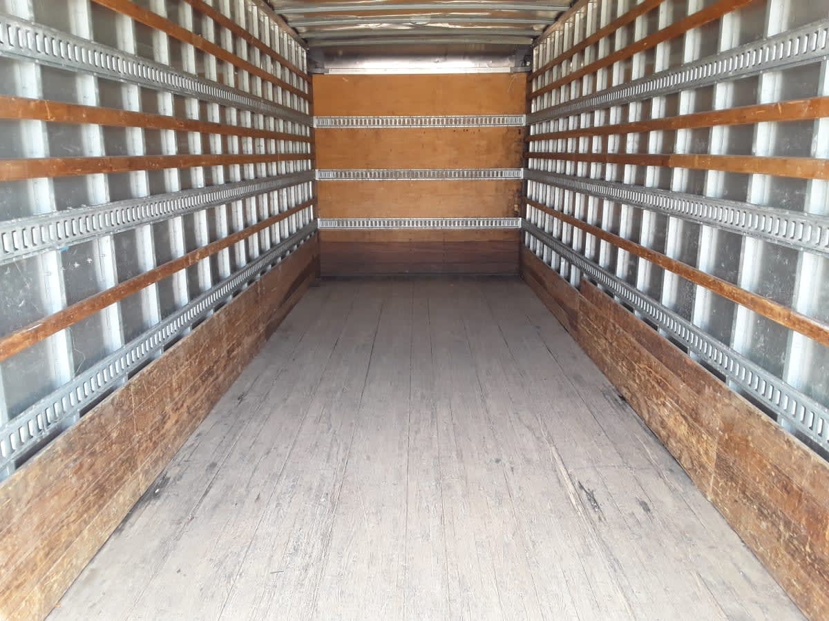 2016 Freightliner M2 106 657090