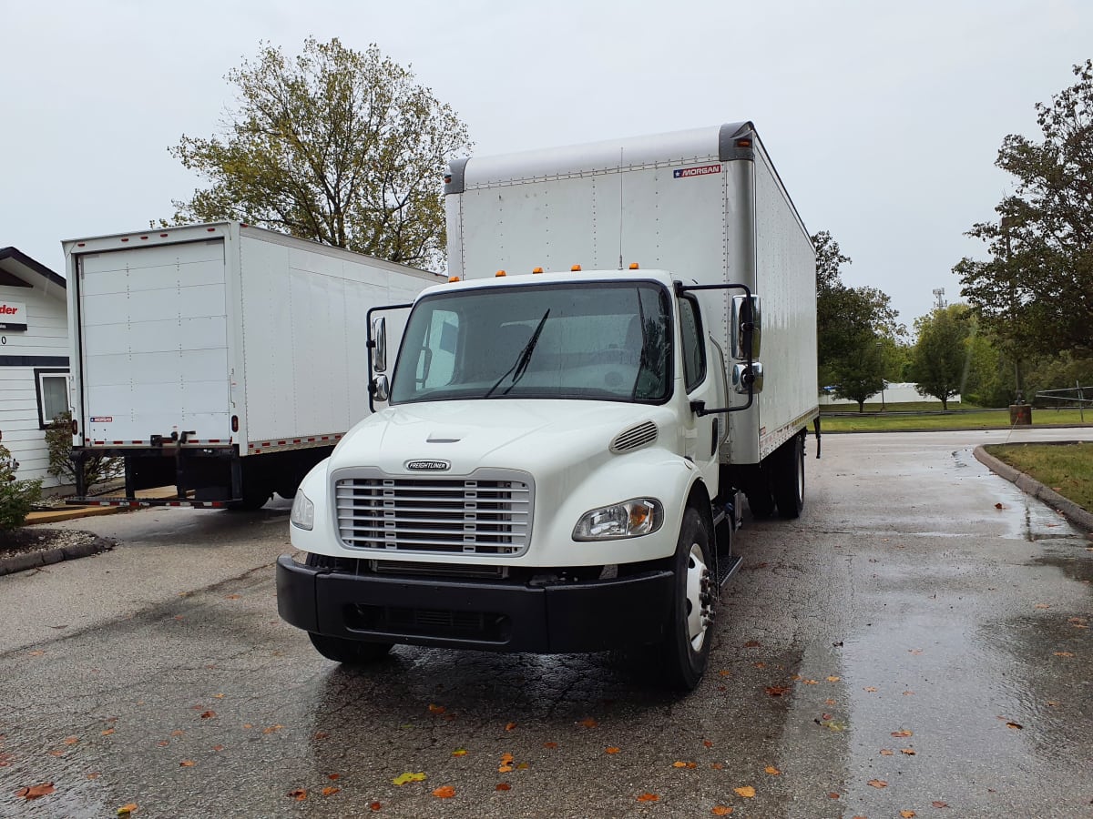 2016 Freightliner/Mercedes M2 106 657137