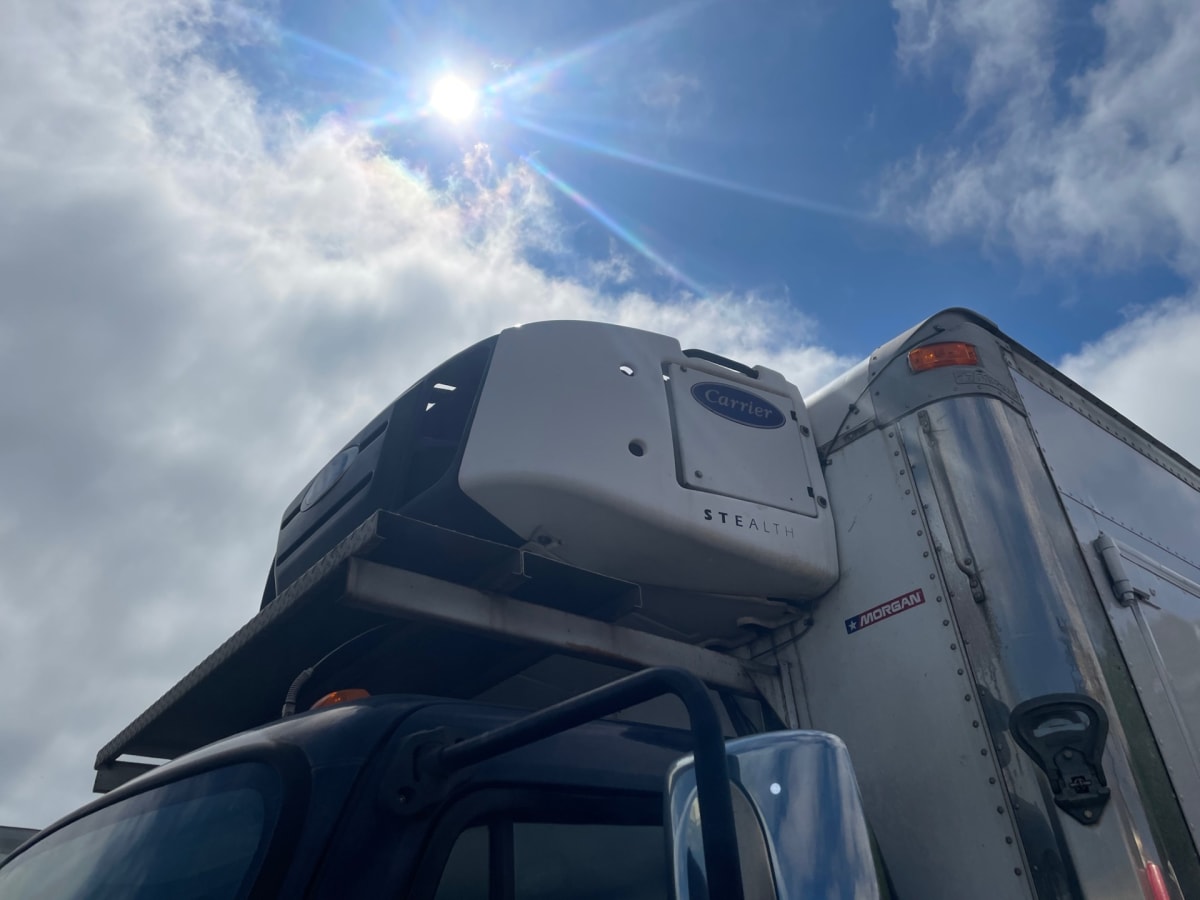 2016 Freightliner/Mercedes M2 106 657139